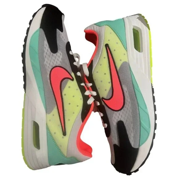 Nike Air Max Solo Vast Hot Punch Grey/Volt/Black Shoe FZ4136-001 Men's 10.5 NE